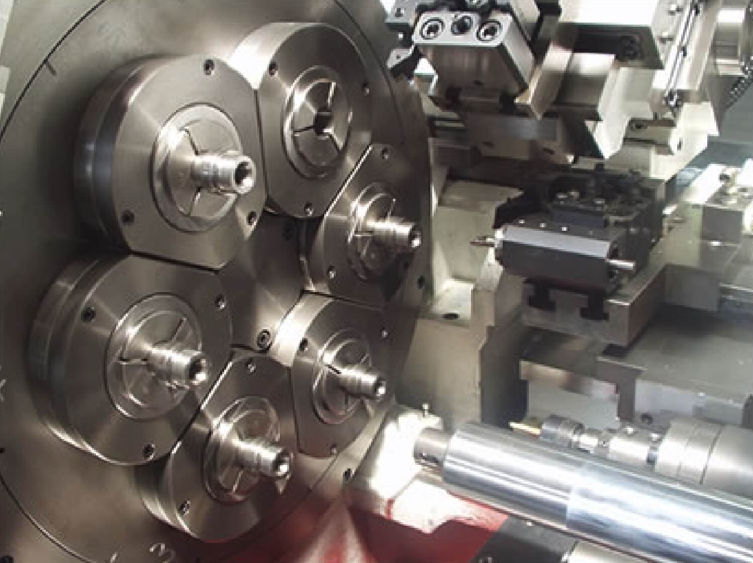 What is a multi-spindle automatic lathe?